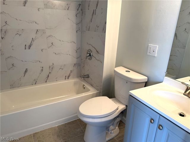 3143 W 104th Street, Cleveland, OH 44111