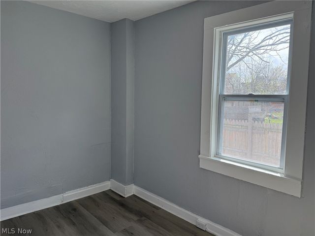 3143 W 104th Street, Cleveland, OH 44111