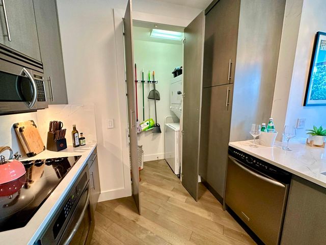 365 SE 6th Avenue 203, Delray Beach, FL 33483