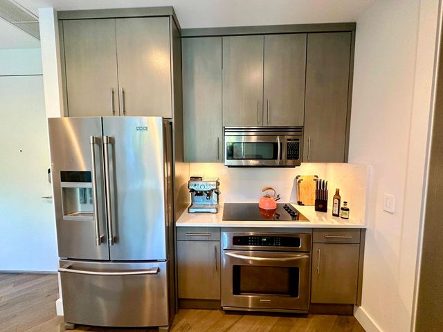 365 SE 6th Avenue 203, Delray Beach, FL 33483