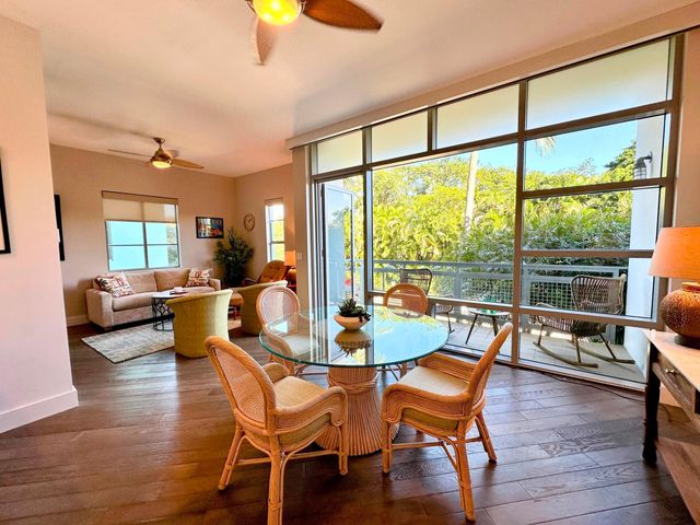 365 SE 6th Avenue 203, Delray Beach, FL 33483