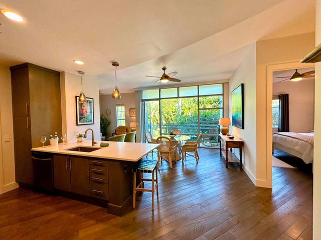 365 SE 6th Avenue 203, Delray Beach, FL 33483