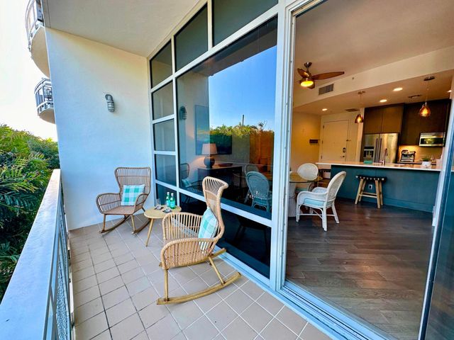 365 SE 6th Avenue 203, Delray Beach, FL 33483