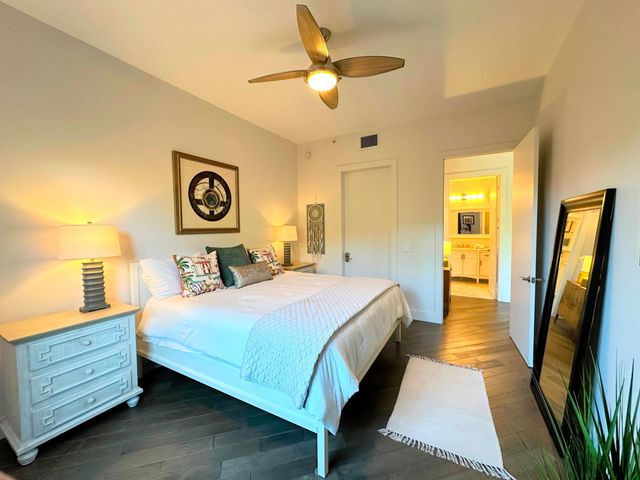 365 SE 6th Avenue 203, Delray Beach, FL 33483