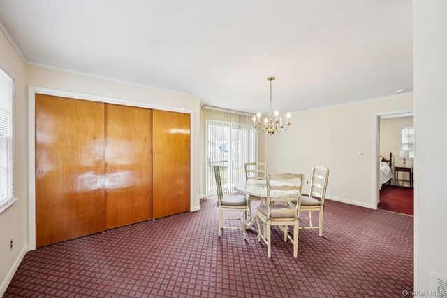 132 Albertson Parkway, Albertson, NY 11507