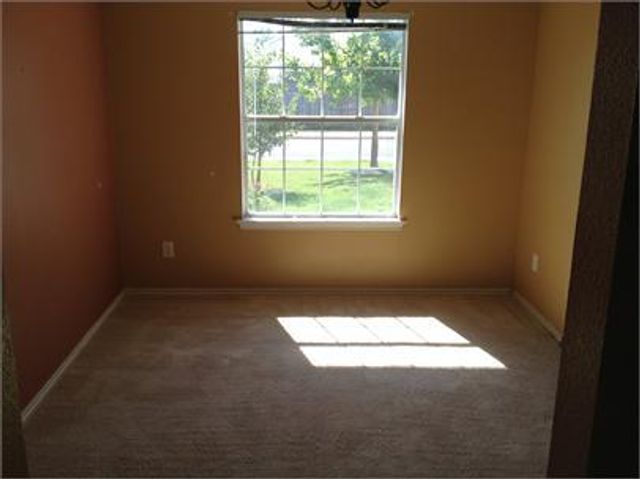 846 Indian Meadow DR, Georgetown, TX 78626