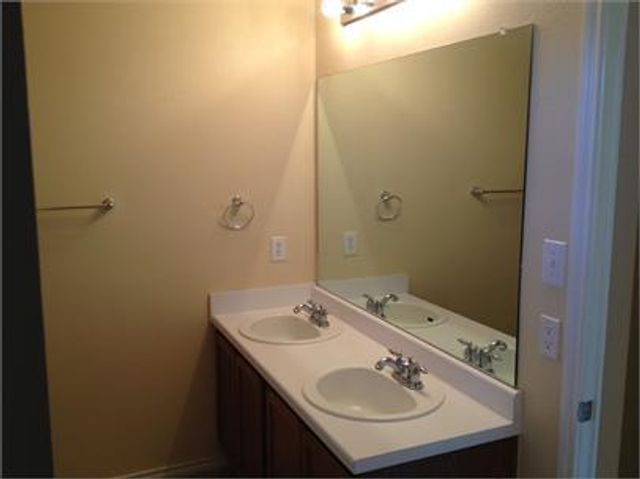 846 Indian Meadow DR, Georgetown, TX 78626