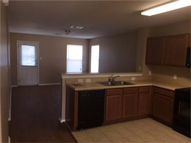 846 Indian Meadow DR, Georgetown, TX 78626