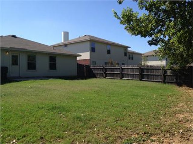 846 Indian Meadow DR, Georgetown, TX 78626