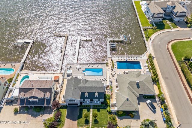 340 Bay Lane, Mantoloking, NJ 08738