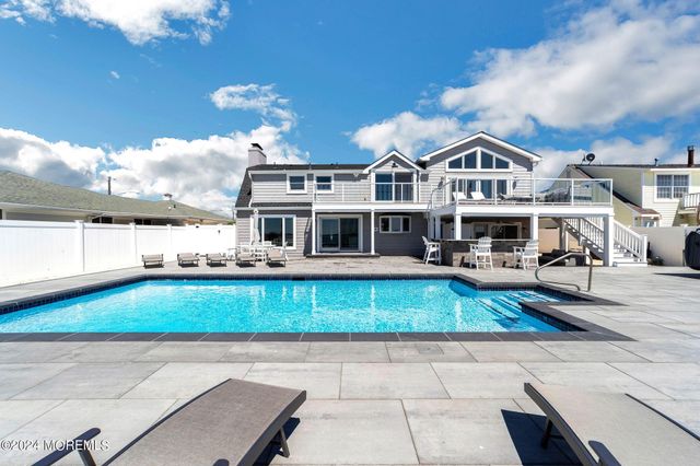 340 Bay Lane, Mantoloking, NJ 08738