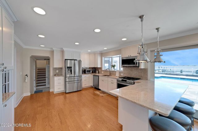 340 Bay Lane, Mantoloking, NJ 08738