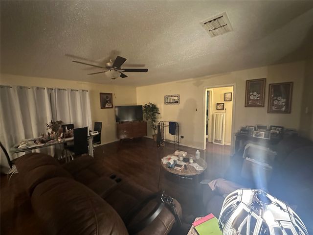 912 Kelley Drive, Everman, TX 76140