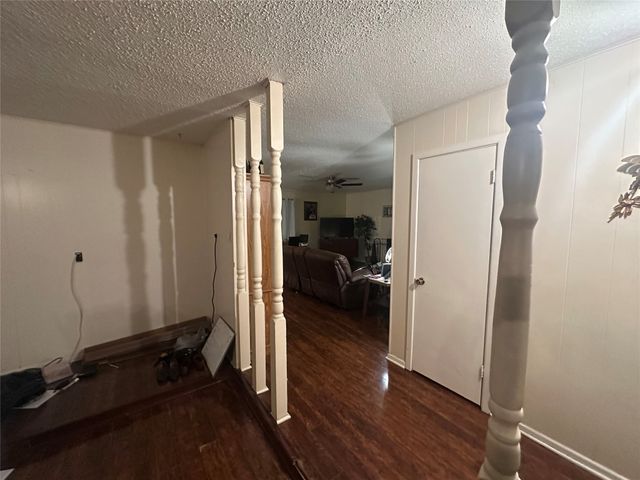 912 Kelley Drive, Everman, TX 76140