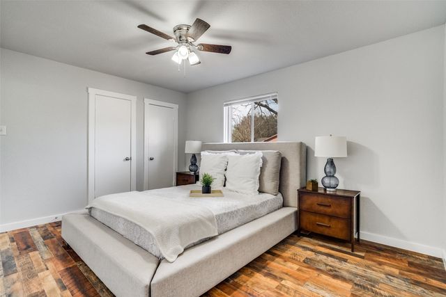 941 Willow Circle S, Burleson, TX 76028