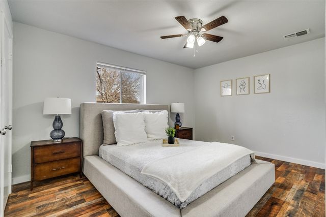 941 Willow Circle S, Burleson, TX 76028