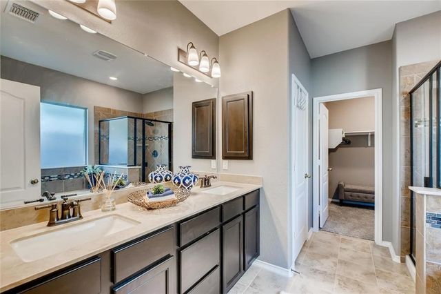 121 Kavanaugh ST, Georgetown, TX 78628