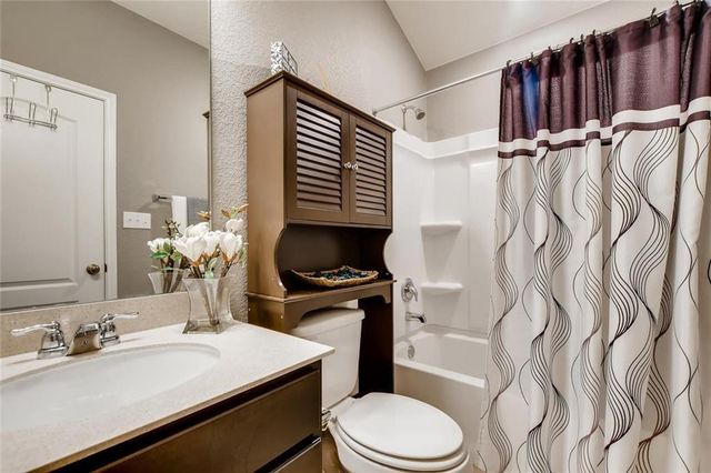 121 Kavanaugh ST, Georgetown, TX 78628