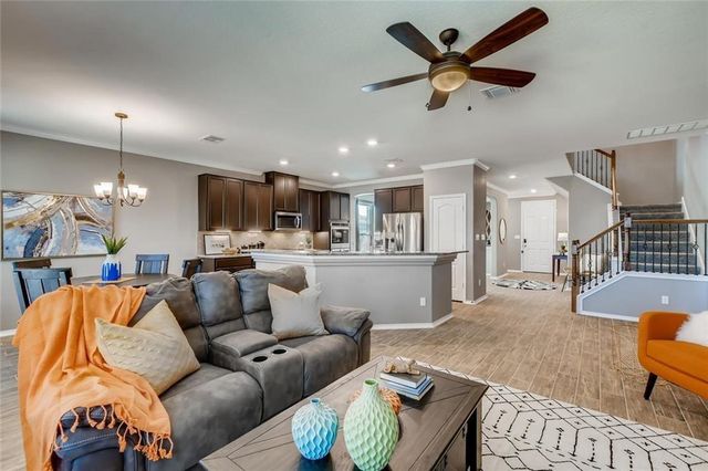 121 Kavanaugh ST, Georgetown, TX 78628