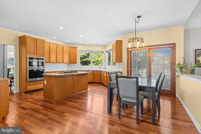 1224 BRIDLE ESTATES DR, Yardley, PA 19067