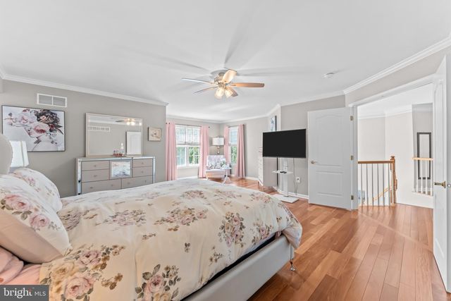 1224 BRIDLE ESTATES DR, Yardley, PA 19067