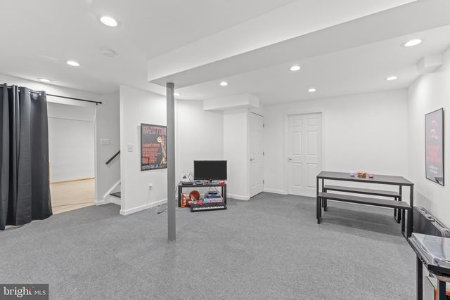 1224 BRIDLE ESTATES DR, Yardley, PA 19067