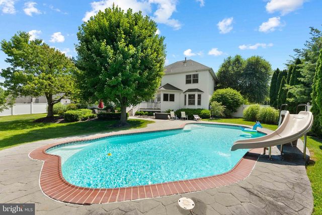 1224 BRIDLE ESTATES DR, Yardley, PA 19067