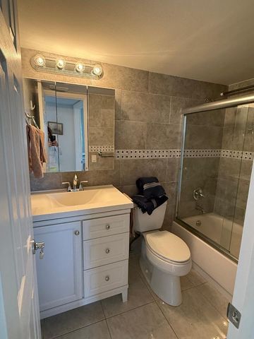 646 Snug Harbor Drive H308, Boynton Beach, FL 33435