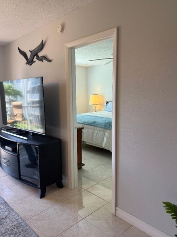 646 Snug Harbor Drive H308, Boynton Beach, FL 33435