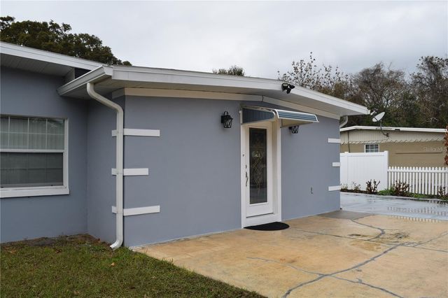 8304 DOT LANE, Orlando, FL 32809