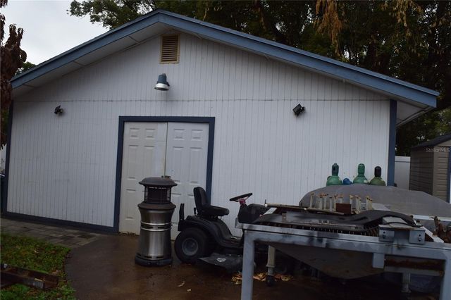 8304 DOT LANE, Orlando, FL 32809