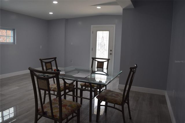 8304 DOT LANE, Orlando, FL 32809