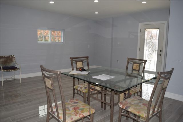 8304 DOT LANE, Orlando, FL 32809