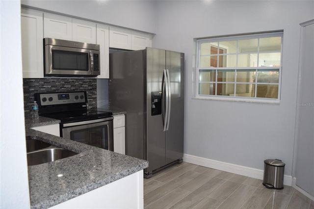 8304 DOT LANE, Orlando, FL 32809