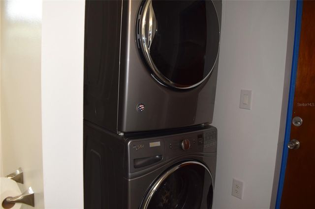 8304 DOT LANE, Orlando, FL 32809