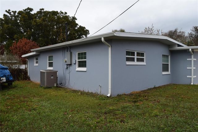 8304 DOT LANE, Orlando, FL 32809