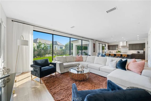 52 Hornbill, Irvine, CA 92618