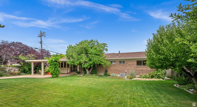 3385 W MEADOWBROOK DR, West Valley City, UT 84119