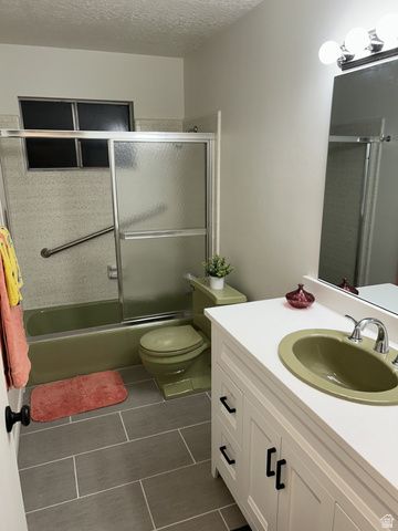 3385 W MEADOWBROOK DR, West Valley City, UT 84119