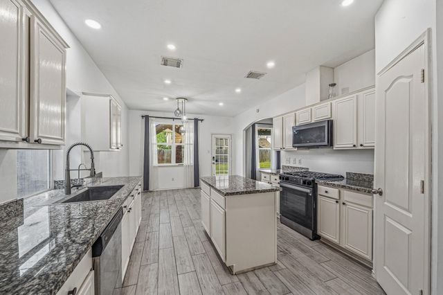 15218 Hidden Hollow Lane, Sugar Land, TX 77498