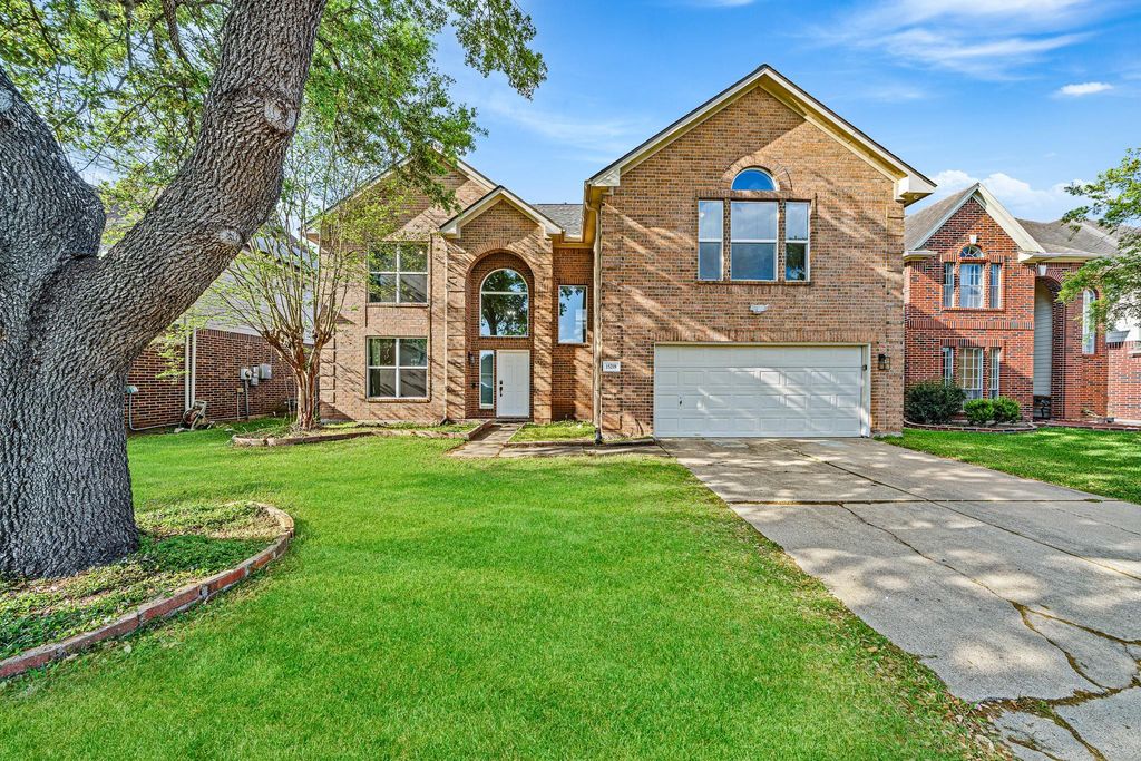 15218 Hidden Hollow Lane, Sugar Land, TX 77498