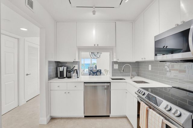 4540 N Ocean Drive 401, Lauderdale By The Sea, FL 33308