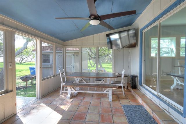 1010 First St, Bayside, TX 78340