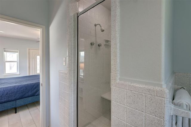 1010 First St, Bayside, TX 78340
