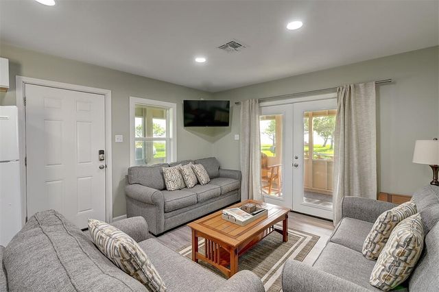 1010 First St, Bayside, TX 78340