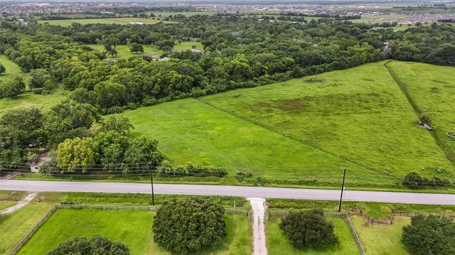 6510 Del Bello Road, Manvel, TX 77578