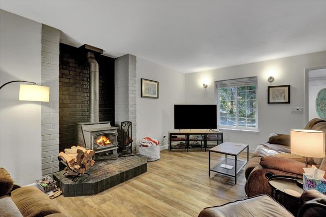 13202 Quaker Hill Cross, Nevada City, CA 95959