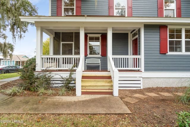 817 15th St Unit F, Port Royal, SC 29935
