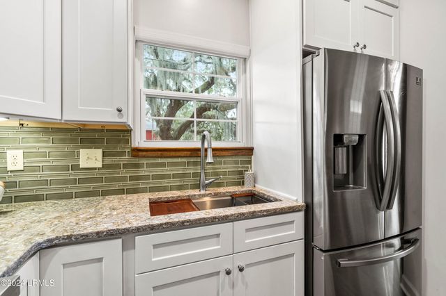 817 15th St Unit F, Port Royal, SC 29935