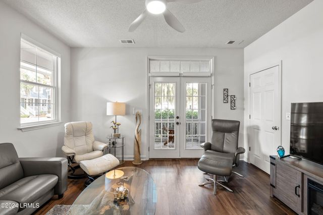 817 15th St Unit F, Port Royal, SC 29935